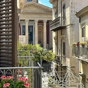Maison Opéra , Palerme Italie